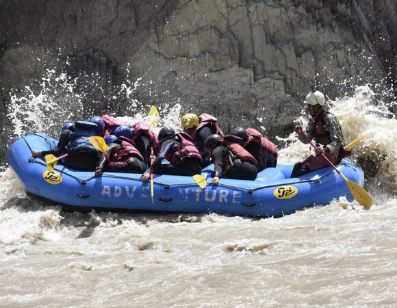 Zanskar-River-Rafting