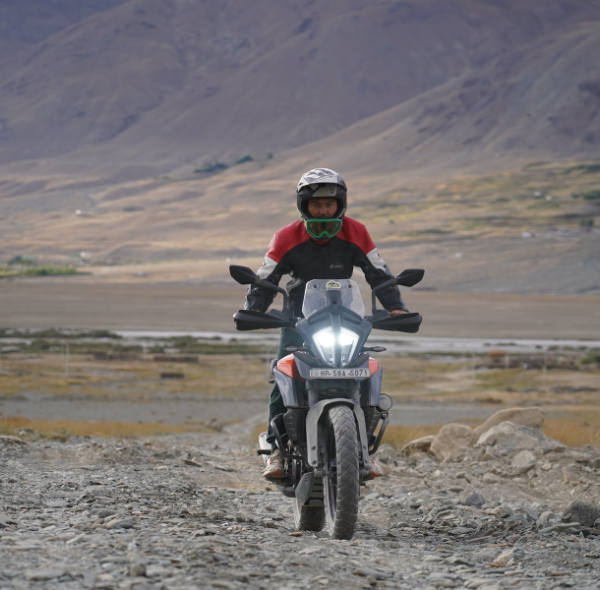 Leh Ladakh bike tour with Zanskar Valley